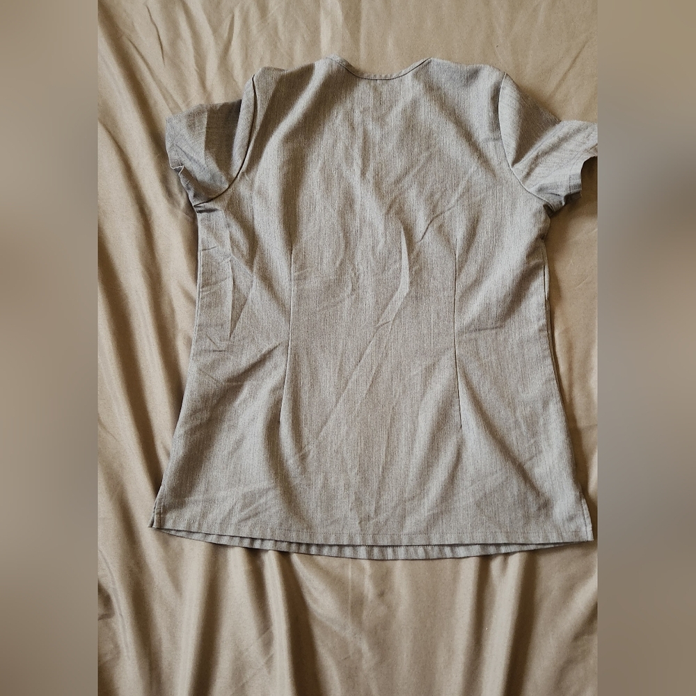 Scrub Set - Picture 6 of 6